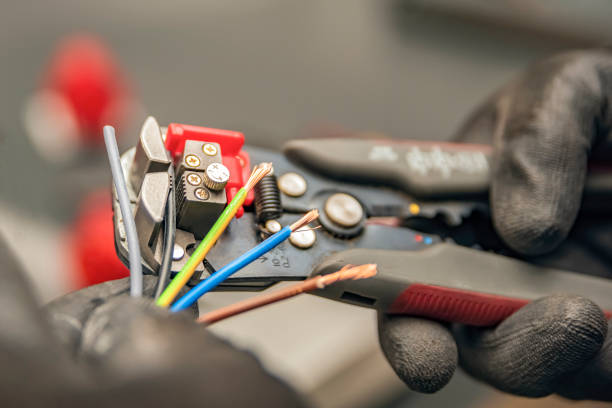 Affordable Emergency Electrician in Hollister, MO